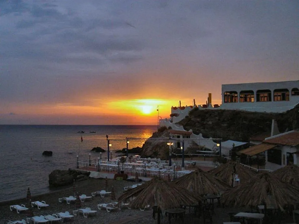 Hotel Cirucco Village Messina Italia