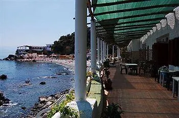 Hotel Cirucco Village Messina 3*,
