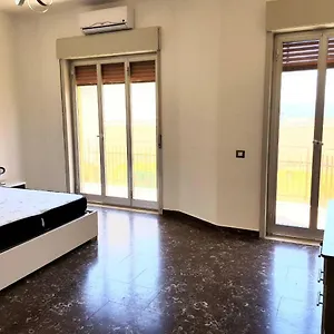 Appartamento La Conchiglia D'oro - Deluxe Fronte Mare, Messina
